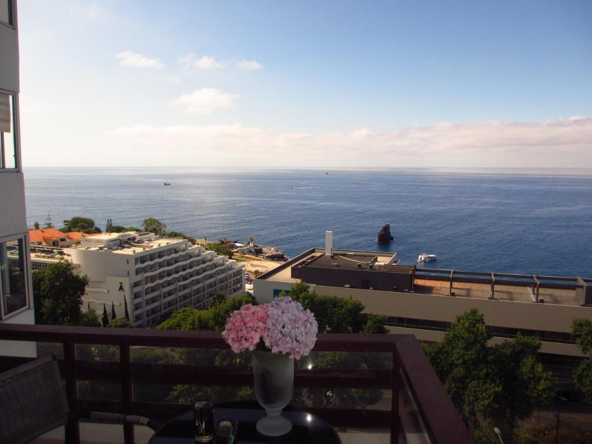 Tranquil Ocean View Apartment Funchal  Exteriör bild