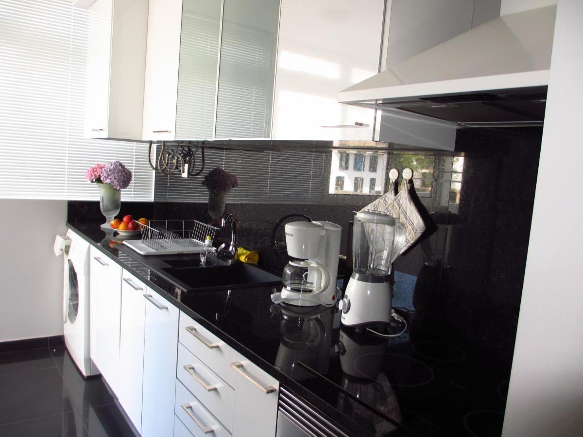 Tranquil Ocean View Apartment Funchal  Exteriör bild